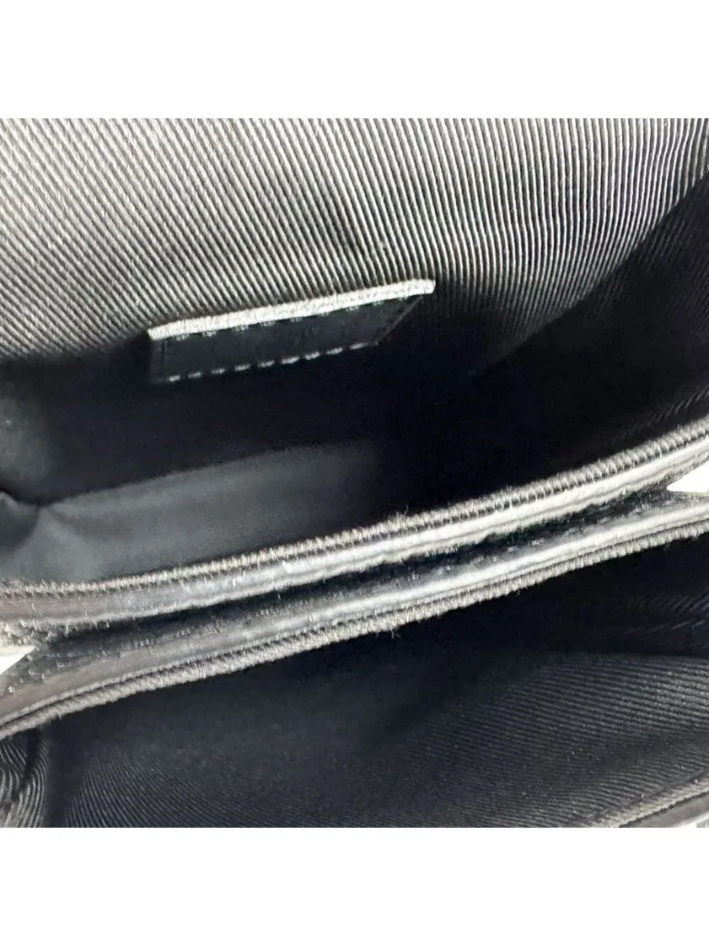 Louis Vuitton Shoulder Bag S Lock Vertical Wearable